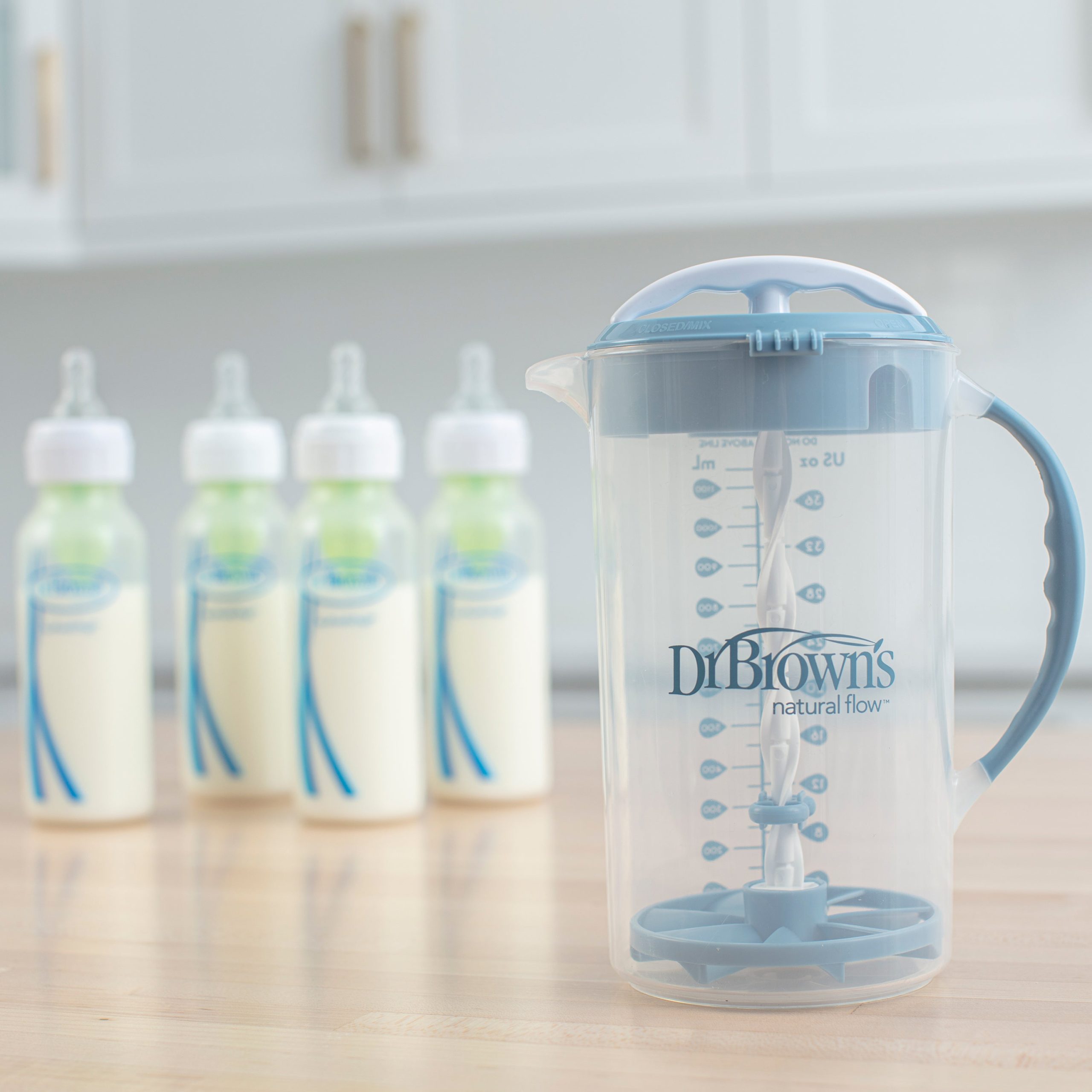 Dr. Brown's® Formula Mixing Pitcher - Image 4