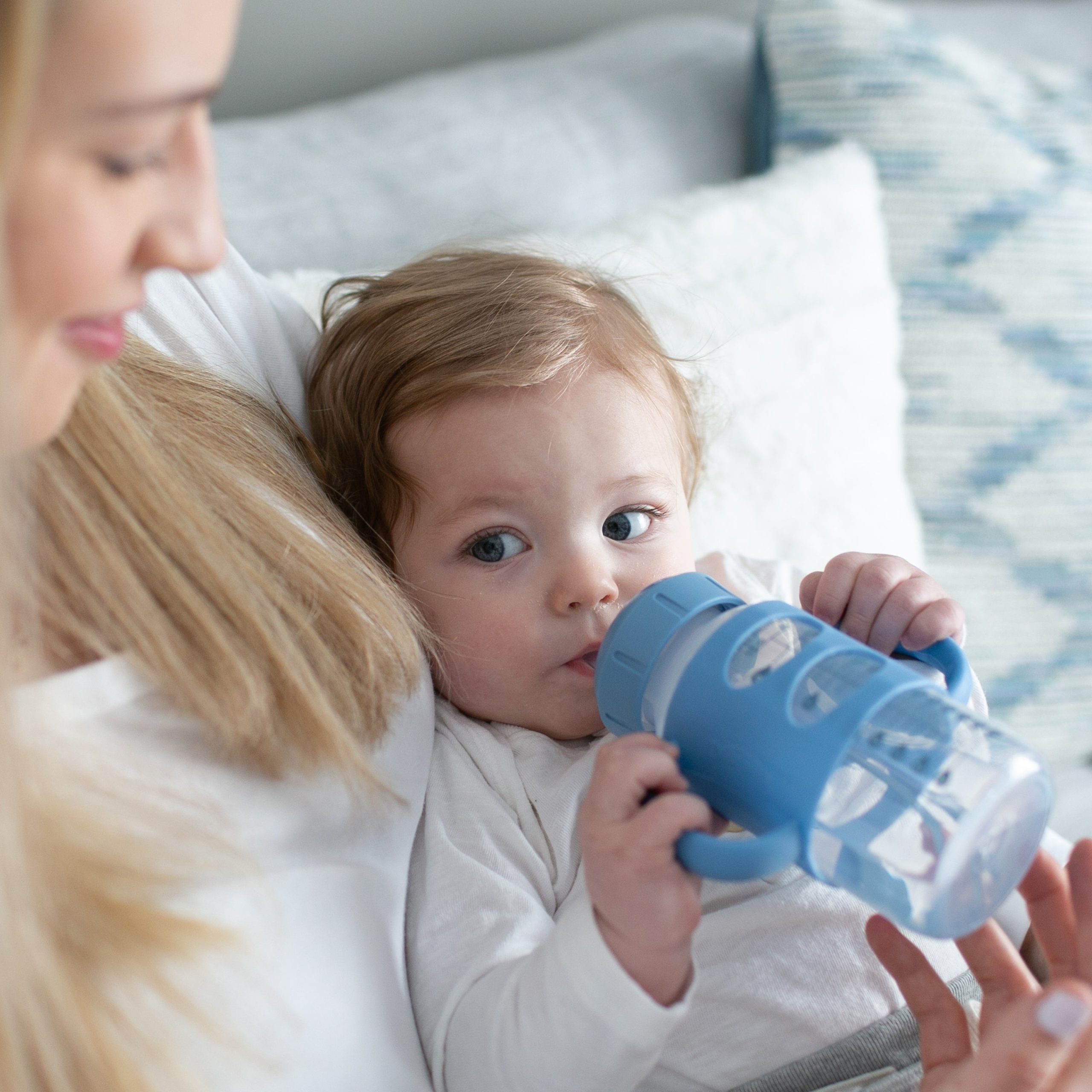 Dr. Brown's Milestones Wide-Neck Sippy Spout Bottle with Silicone Handles. 9 oz/270 mL - Image 5