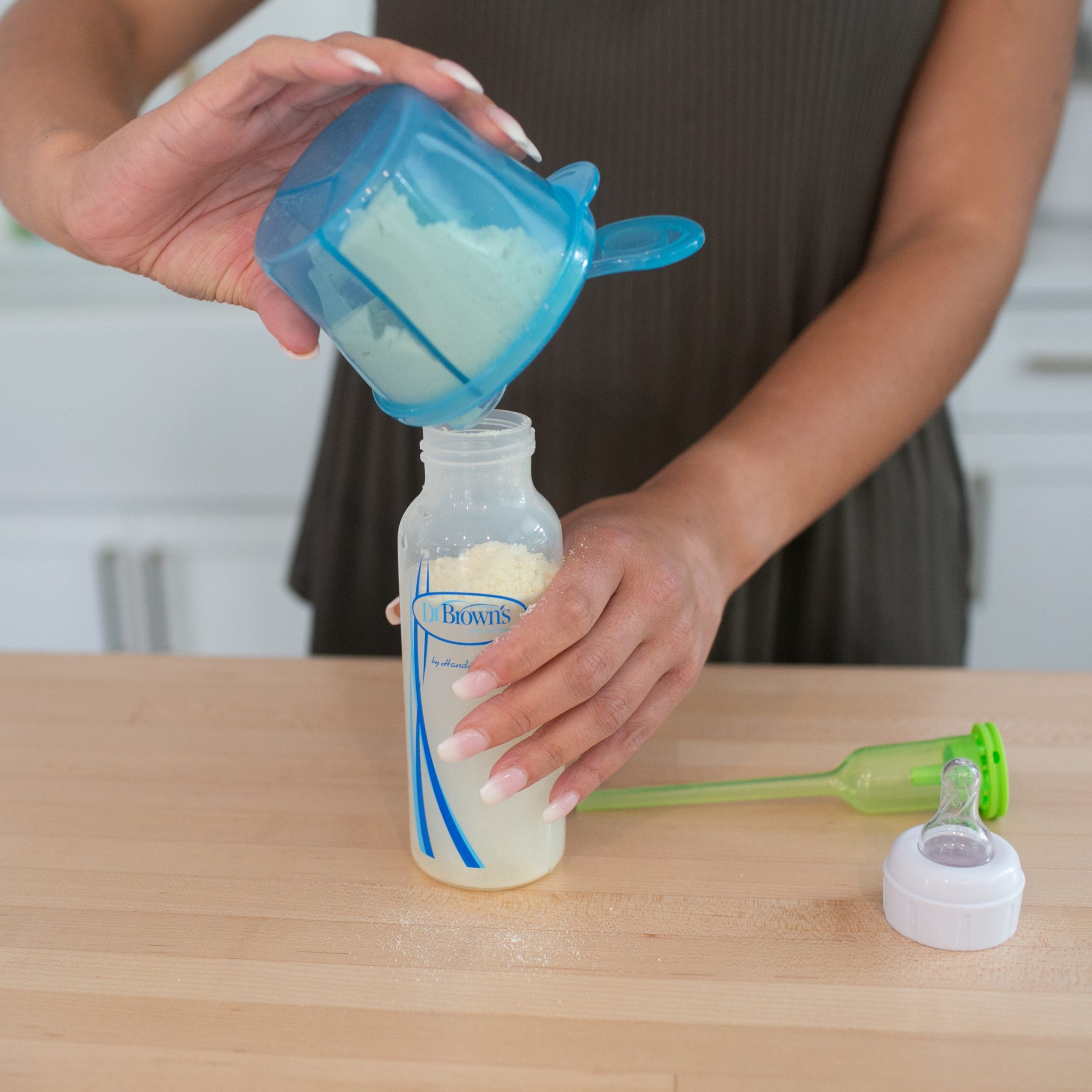Dr. Brown's® Baby Formula Dispenser - Image 5