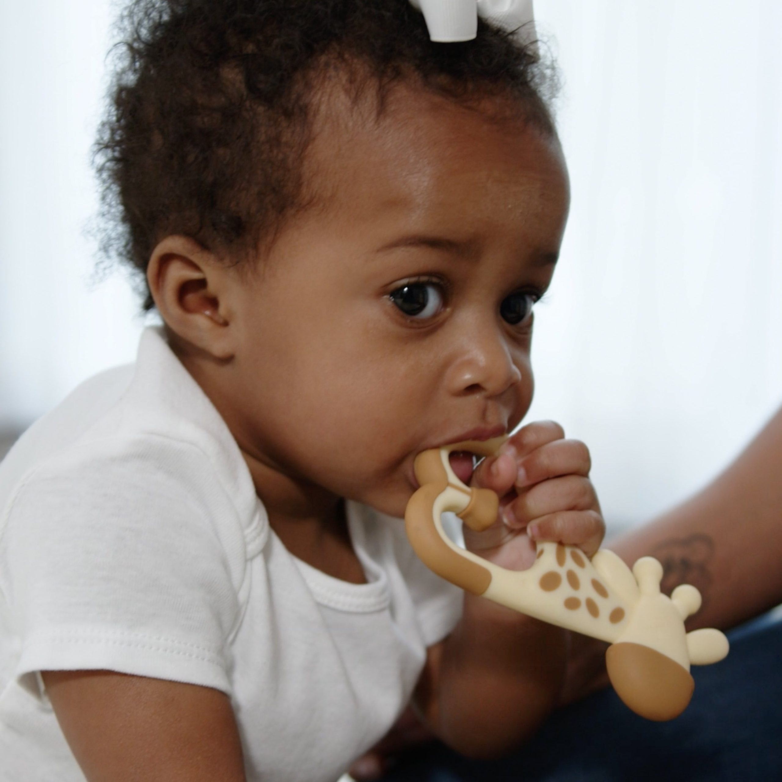Dr. Brown's™ Ridgees™ Giraffe Teether - Image 4