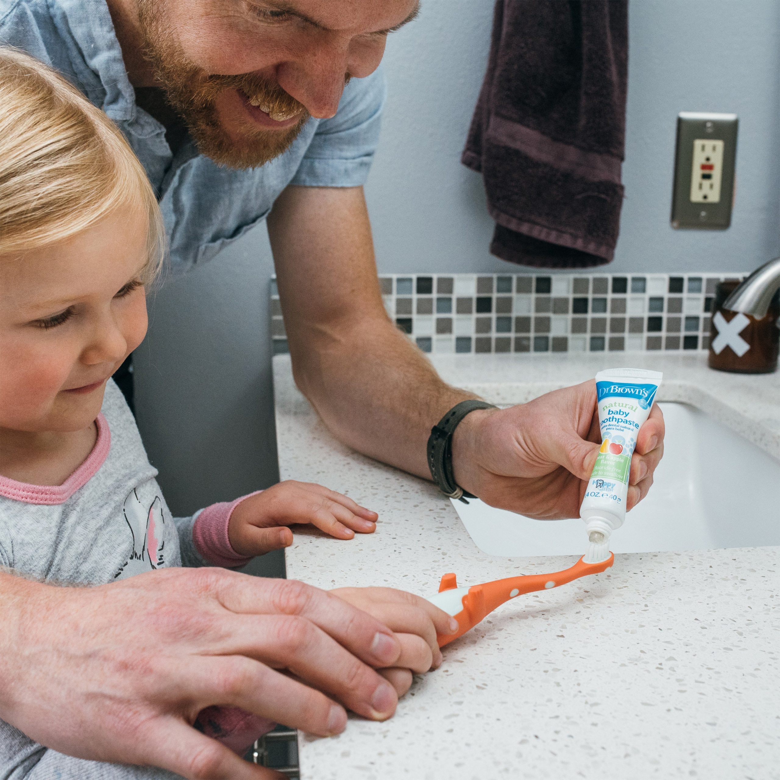 Dr. Brown's™ Fluoride-Free Baby Toothpaste. Apple Pear. 1.4oz/40g. 1-Pack - Image 3